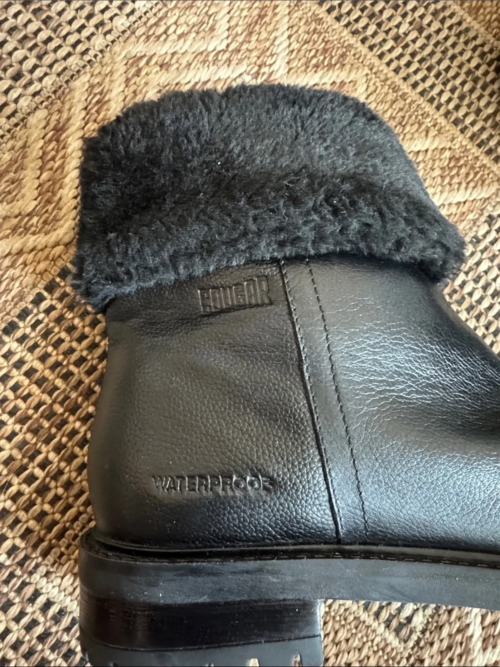 COUGAR Kendal Waterproof Leather Faux Fur Boots Black Size 9
